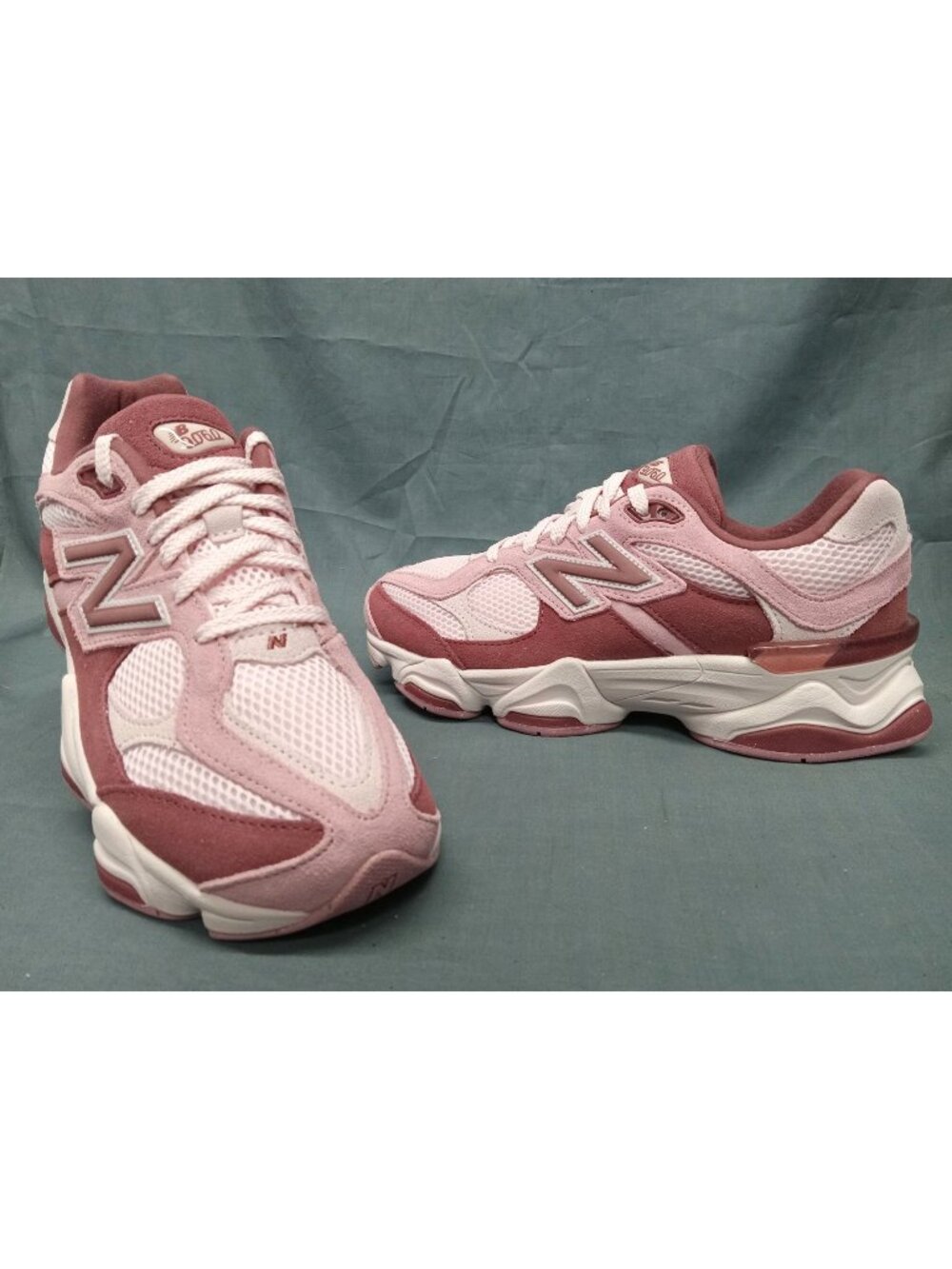 New Balance 9060 (PS) Sneakers PC9060EP Pink Red Girls Size 3 NEW NO BOX!